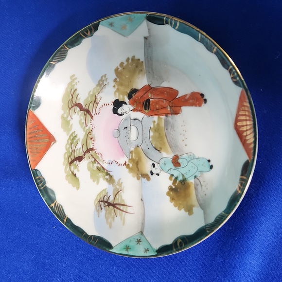 Nippon Handpainted 2 Cups, 3 Saucers - Picture 6 of 8